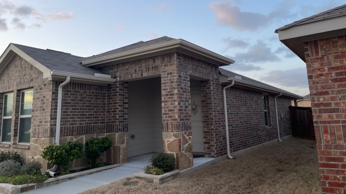 roof repair Garland TX